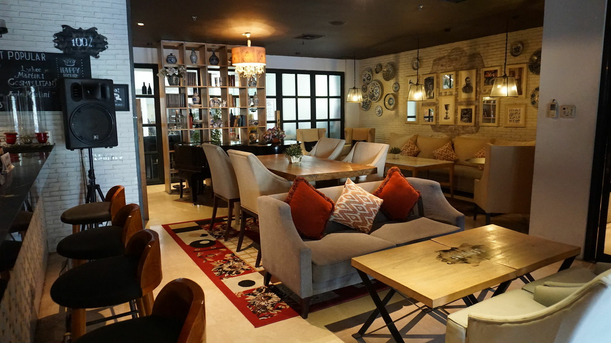Roosseno Plaza Serviced Apartment Джакарта Екстериор снимка